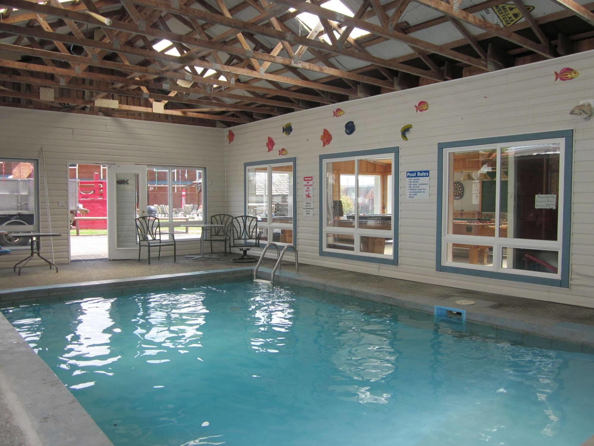 Oceanside Resort Powell River Esterno foto