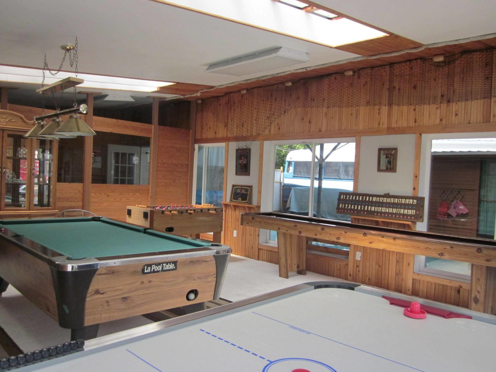 Oceanside Resort Powell River Esterno foto